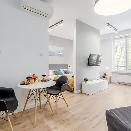 Warsaw City Expo Center Apartments ภายนอก รูปภาพ