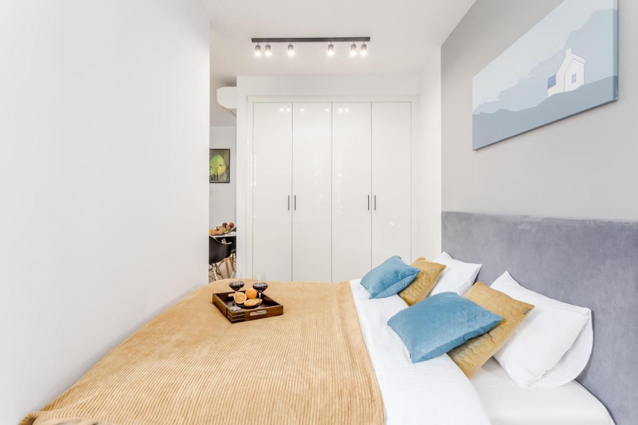 Warsaw City Expo Center Apartments ภายนอก รูปภาพ